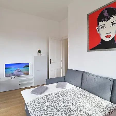 Villanna Apartman Apartment Balatonfured