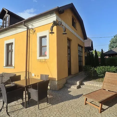 Villanna Apartman Appartement