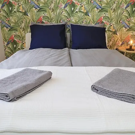 Villanna Apartman *
